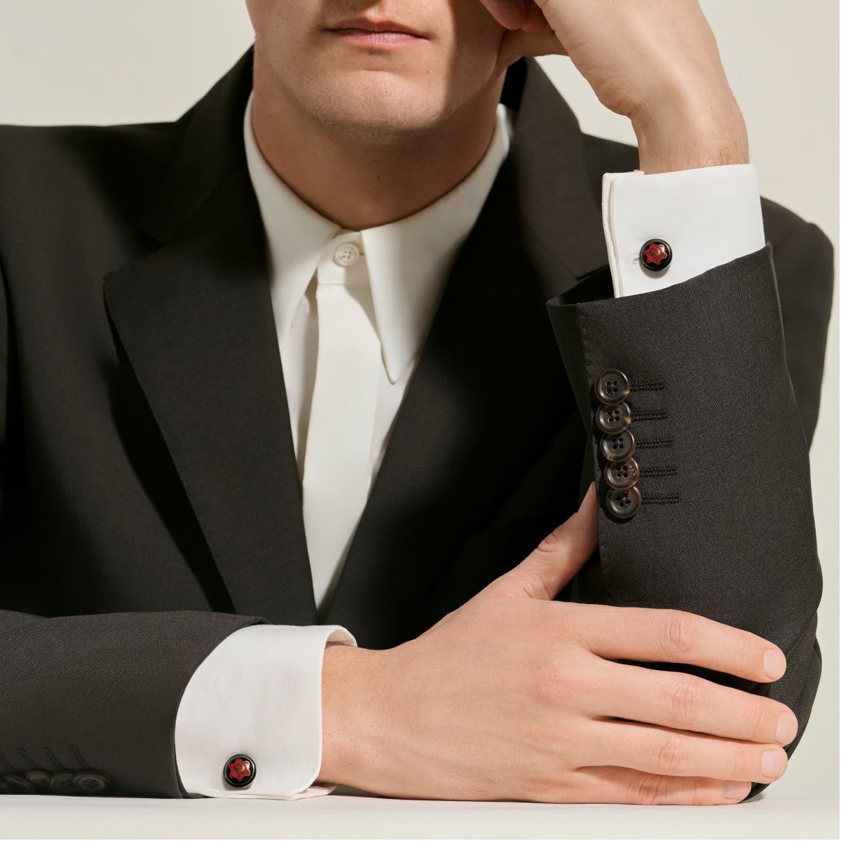Boutons de manchetteMontblancBoutons de Manchette Montblanc Great Characters Homage to Bruce Lee