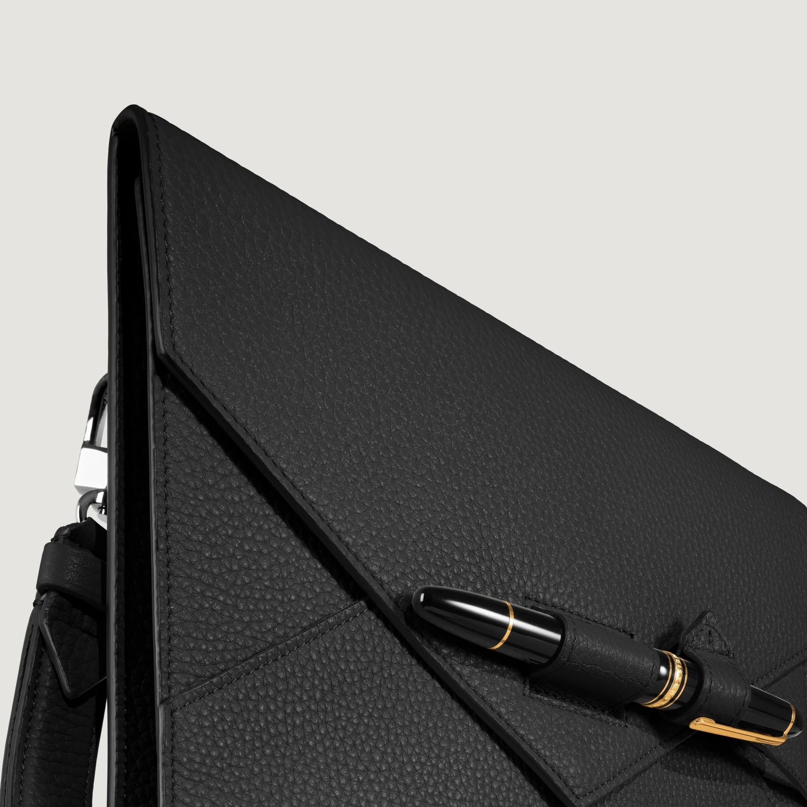 Sac pochetteMontblancSac pochette Moyen Format Montblanc Envelope