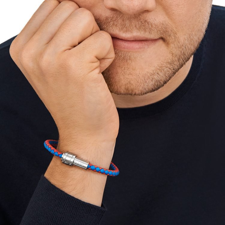 Bracelet hommeMontblancBracelet Montblanc homme en cuir rouge/bleu tressé avec fermoir magnétiqueM