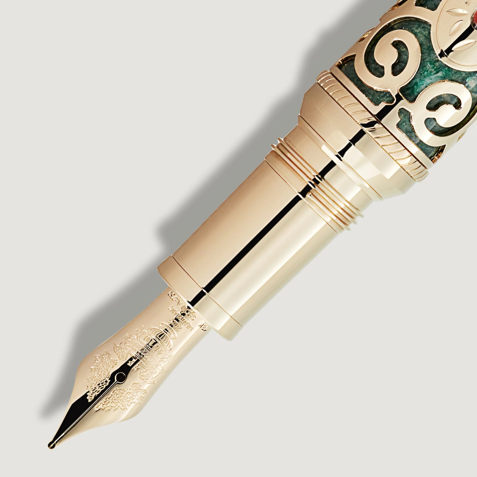 Stylo PlumeMontblancHigh Artistry A Journey through Château de Versailles Limited Edition 195
