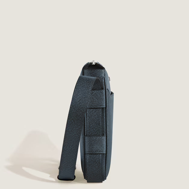 Bolso Mensajero Vertical de Cuero Sartorial 